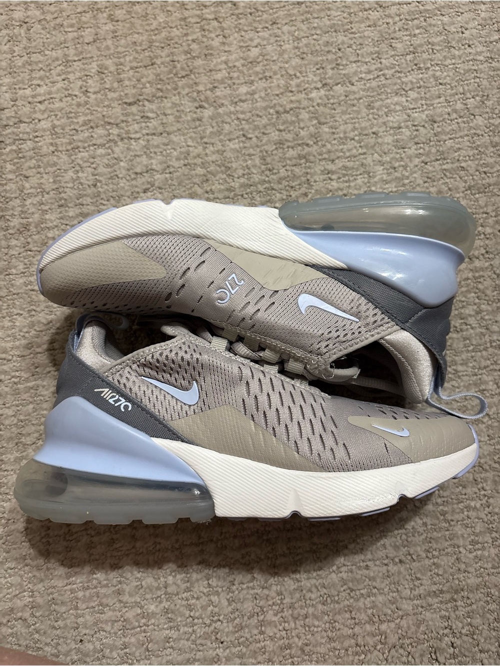 Nike Air Max 270